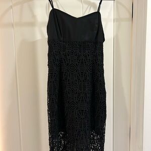 Chic Black Lace Midi Dress